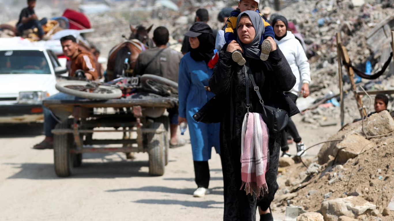 El desplazamiento forzado en Gaza aumenta: Más de 65.000 palestinos se ven obligados a abandonar sus hogares