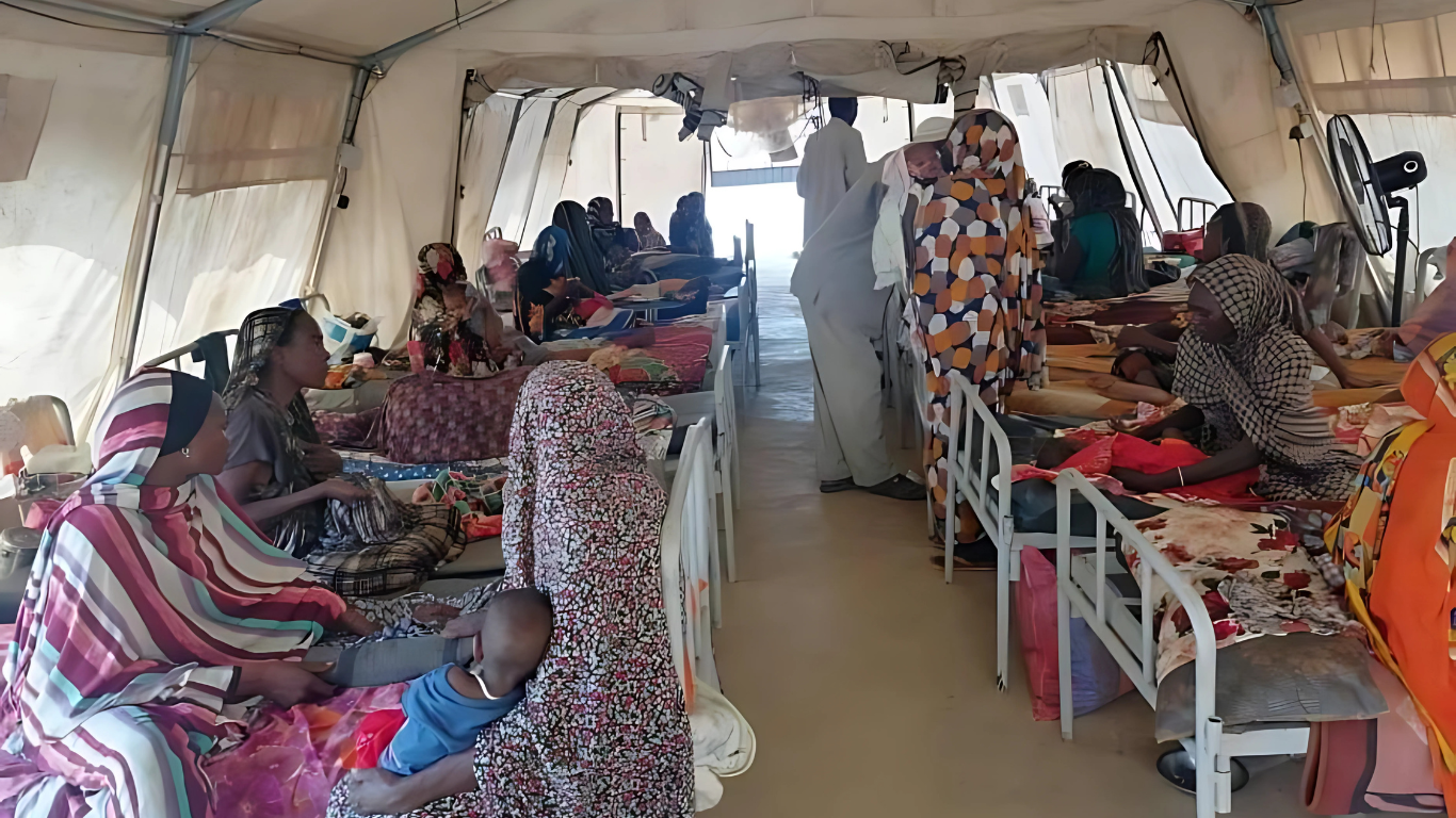 Ataques a hospitales en Sudán se han intensificado en 2025. Médicos Sin Fronteras y Save the Children denuncian muertes, brotes de enfermedades y nula protección para civiles