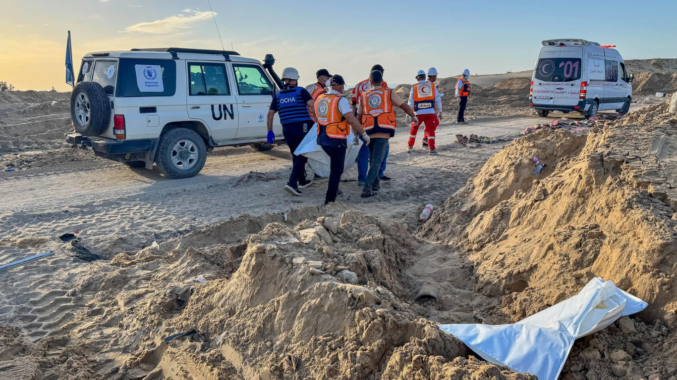 La ONU denuncia que 383 trabajadores humanitarios fueron asesinados en 2024, la mayoría en Gaza, exigiendo protección y justicia ante la impunidad global.