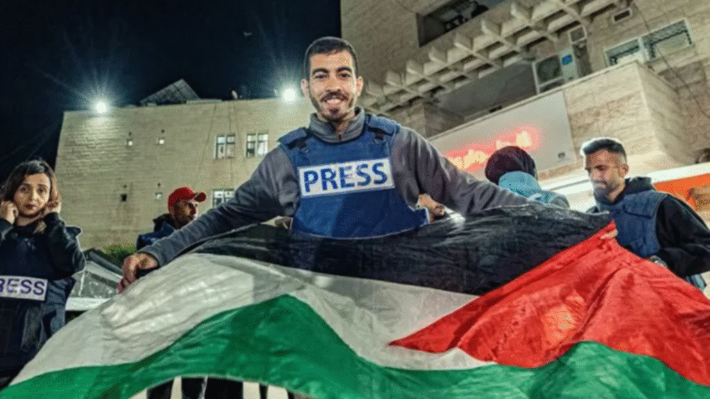 El periodista palestino fue asesinado tras 735 días documentando el genocidio en Gaza, rechazando ofertas para abandonar la Franja