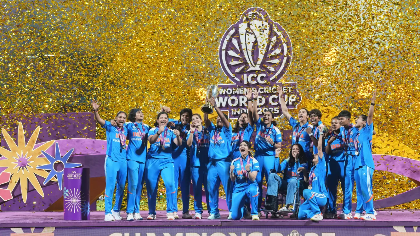 India venció a Sudáfrica por 52 carreras y ganó la final de la Copa Mundial Femenina de Críquet