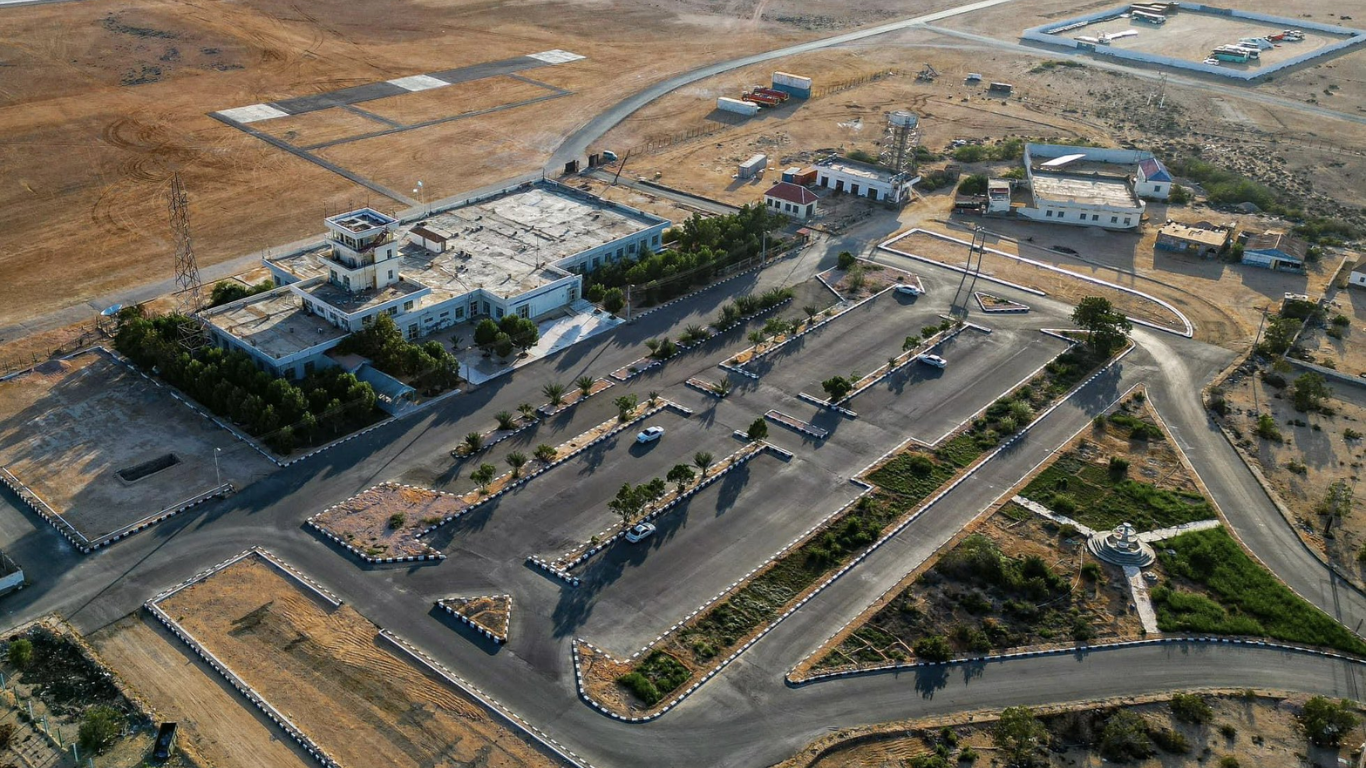 Aeropuerto de Bosaso en Somalia sirve como ruta de mercenarios rumbo a Sudán