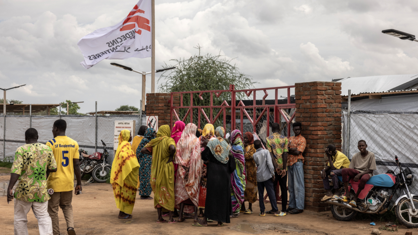 Informe de Médicos Sin Fronteras revela abusos sexuales cometidos por empleados contra refugiadas sudanesas