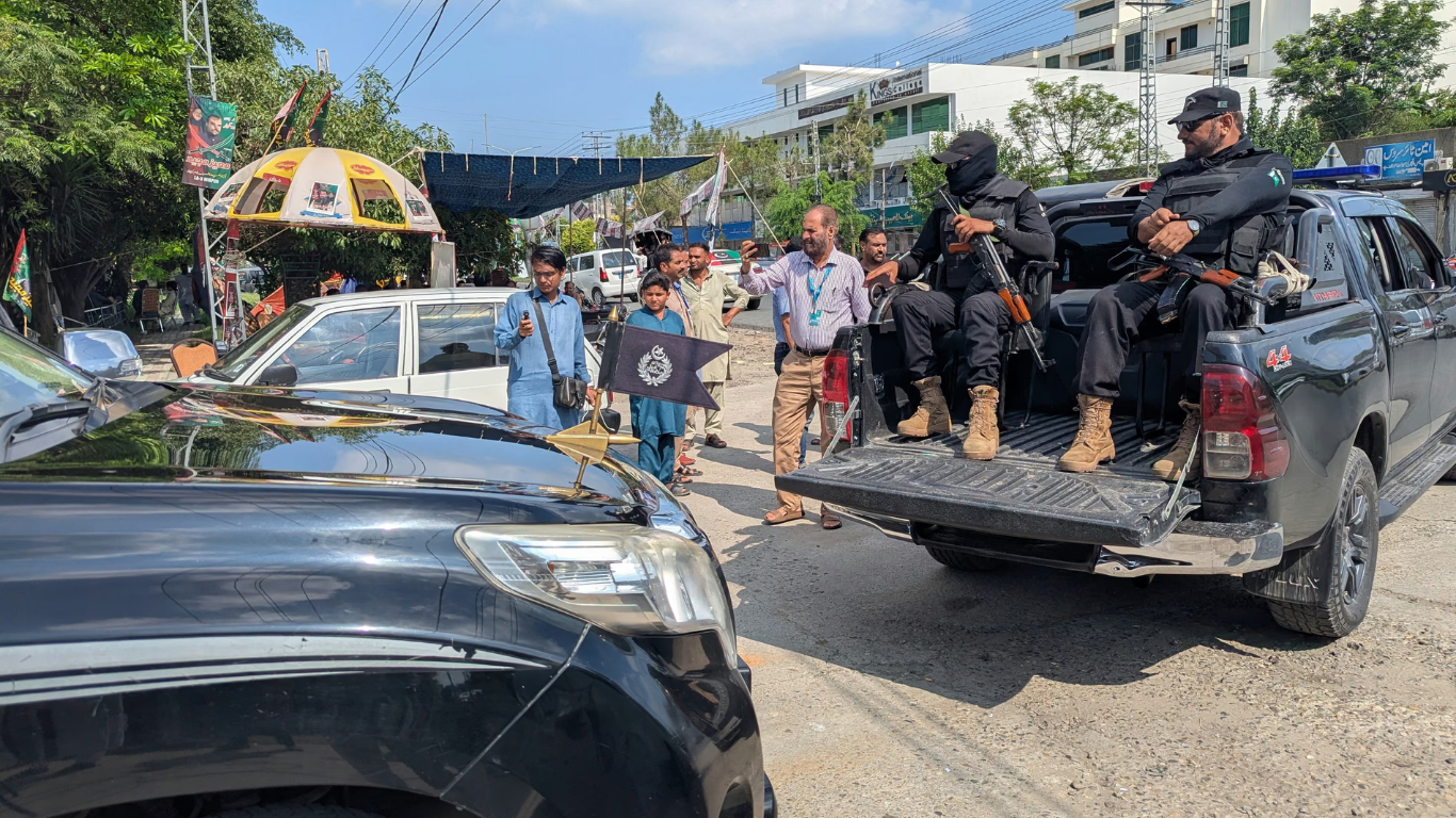Denuncian muertos por la represión de protestas en Cachemira administrada por Pakistán