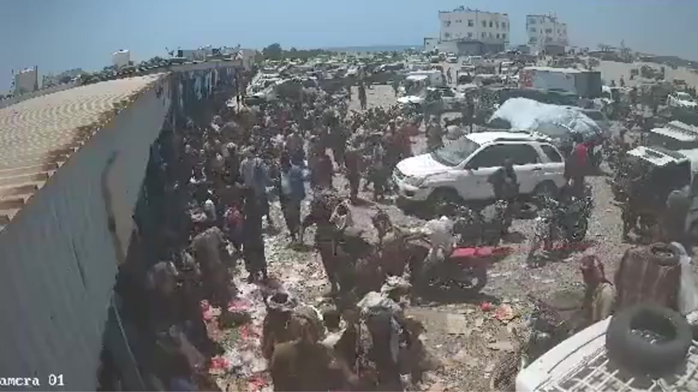 Explosión en un mercado de Ras al-Arah aumenta tensión en Bab al-Mandab