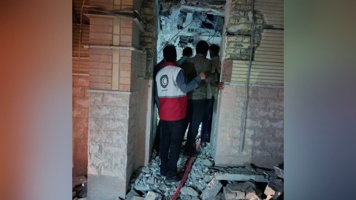 Irán afirma que Estados Unidos bombardeó una boda en Sirik, matando a cinco personas