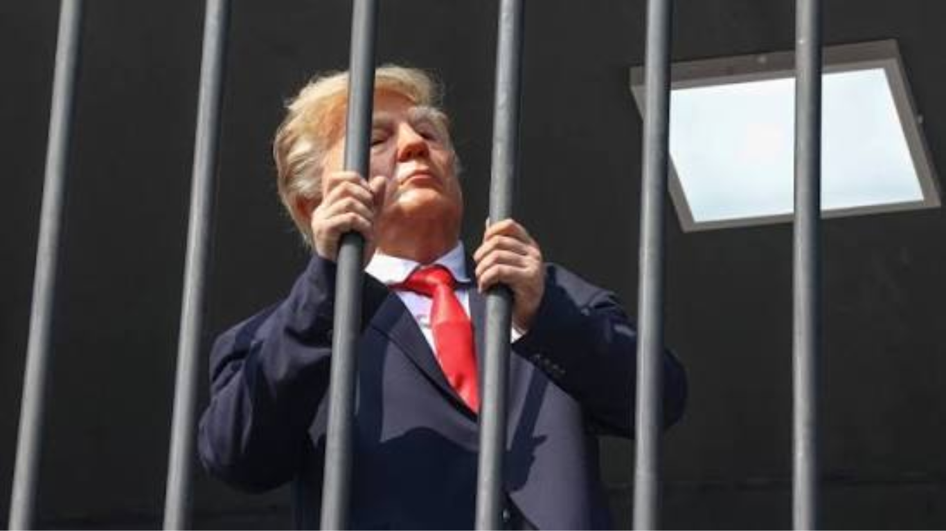 Irán convierte a Donald Trump en preso simbólico para denunciar los ataques de Estados Unidos