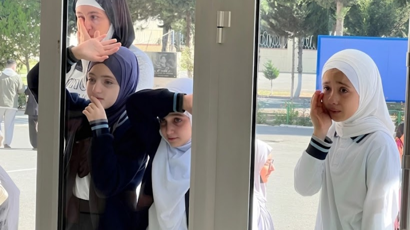 Prohibición del hijab en las escuelas de Azerbaiyán
